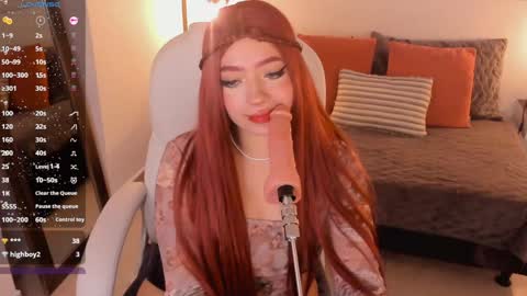 Kloe online show from January 14, 2025, 10:12 pm