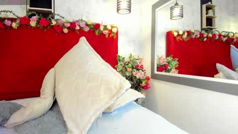 Snapshot of kloeh_star chatting on February 5, 2026, 8:24 pm Kloeh online show from February 5, 2026, 8:24 pm