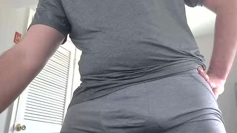 Snapshot of kmeans chatting on April 1, 2026, 6:05 pm cbmeans online show from April 1, 2026, 6:05 pm