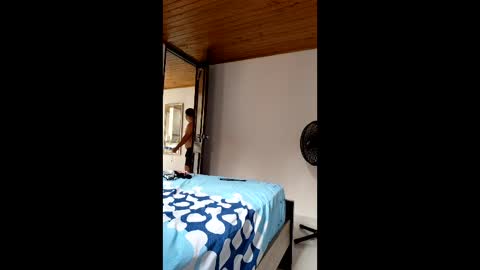 Snapshot of kn_horny chatting on April 15, 2026, 5:09 pm kn_horny online show from April 15, 2026, 5:09 pm