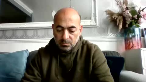 knickerwhipper online show from September 12, 2025, 1:44 pm