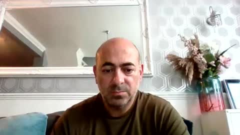 knickerwhipper online show from September 18, 2025, 10:06 am