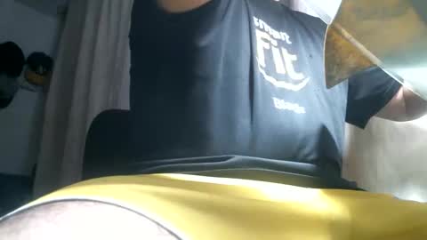 knickfranco online show from April 14, 2026, 5:02 am