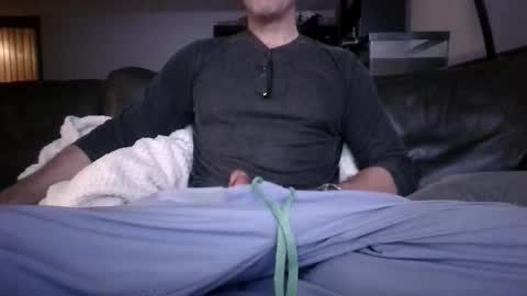 Snapshot of knight3975 chatting on December 22, 2025, 9:28 am Knight3975 online show from December 22, 2025, 9:28 am