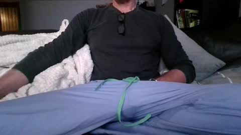 Snapshot of knight3975 chatting on February 20, 2026, 5:37 am Knight3975 online show from February 20, 2026, 5:37 am