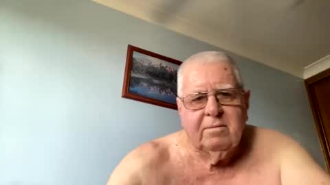 Aussiedude online show from February 27, 2025, 5:45 am