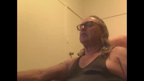 Snapshot of knobout chatting on March 22, 2026, 11:13 am knobout online show from March 22, 2026, 11:13 am