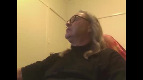 Snapshot of knobout chatting on March 30, 2026, 8:04 am knobout online show from March 30, 2026, 8:04 am