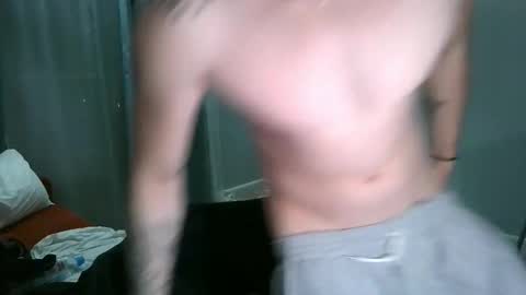 Snapshot of knotsiemens chatting on February 1, 2026, 3:27 am Adam online show from February 1, 2026, 3:27 am