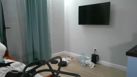 Snapshot of knotsiemens chatting on February 6, 2026, 4:06 am Adam online show from February 6, 2026, 4:06 am