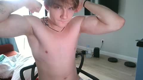 Snapshot of knotsiemens chatting on February 13, 2026, 10:22 am Adam online show from February 13, 2026, 10:22 am