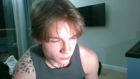 Snapshot of knotsiemens chatting on February 28, 2026, 6:09 pm Adam online show from February 28, 2026, 6:09 pm