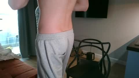 Snapshot of knotsiemens chatting on April 4, 2026, 4:22 am Adam online show from April 4, 2026, 4:22 am