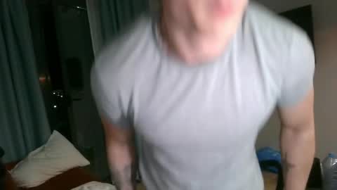 Snapshot of knotsiemens chatting on April 10, 2026, 11:53 pm Adam online show from April 10, 2026, 11:53 pm