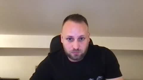 hugo online show from November 8, 2025, 4:01 am