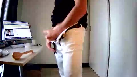 koensp8nk online show from September 22, 2025, 4:09 pm