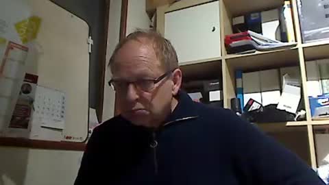 kokin3034 online show from March 11, 2025, 5:02 pm