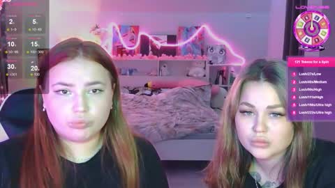 Mia online show from November 16, 2025, 4:01 pm