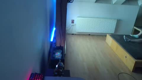 Snapshot of kokotko1234rr chatting on October 18, 2025, 7:36 pm Andy online show from October 18, 2025, 7:36 pm