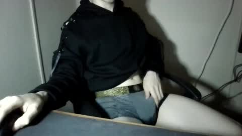 KokszFox online show from October 6, 2025, 8:34 am