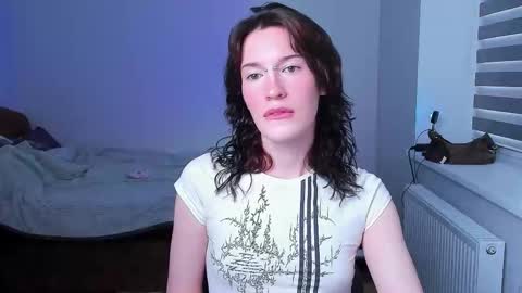 Snapshot of kolette_gray chatting on October 15, 2025, 10:26 am Kolette online show from October 15, 2025, 10:26 am