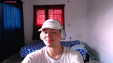 Klyie Online Mostly at 10pm-7am COL time online show from February 15, 2025, 9:59 pm