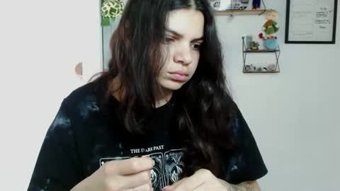 Karoll online show from September 14, 2025, 3:22 pm