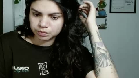 Karoll online show from September 20, 2025, 2:12 am