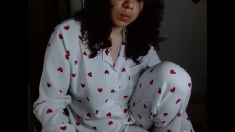 Karoll online show from December 18, 2025, 3:01 am