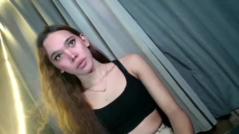 koreandoll_yuri online show from March 21, 2026, 7:06 pm