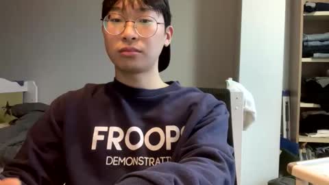 koreantwiink online show from January 11, 2026, 10:59 pm