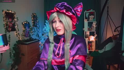 koshkasenpai online show from December 20, 2024, 1:22 pm