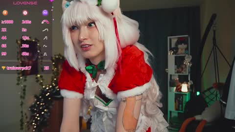 koshkasenpai online show from December 24, 2024, 1:06 pm