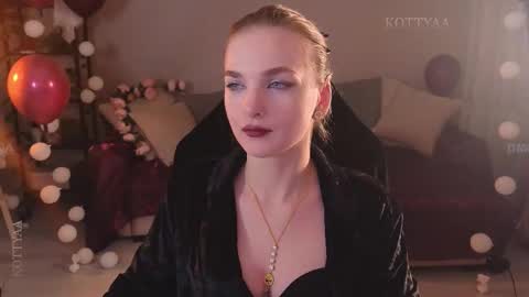 Snapshot of kottyaa_ch chatting on November 27, 2025, 3:36 pm Kottyaa cb FOLLOWING online show from November 27, 2025, 3:36 pm