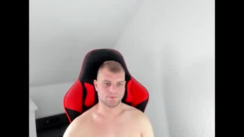 Bartek online show from April 21, 2026, 6:52 am