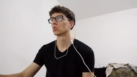 Facu online show from December 22, 2024, 12:16 pm