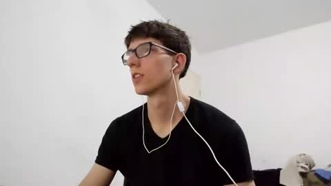 Facu online show from December 28, 2024, 8:26 am