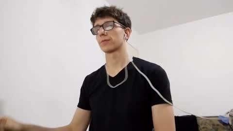 Facu online show from December 28, 2024, 11:30 am