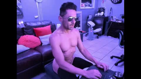 Snapshot of kr2k20005 chatting on February 18, 2025, 12:39 pm kr2k20005 online show from February 18, 2025, 12:39 pm