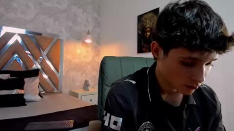 Kraven online show from November 25, 2025, 3:06 am