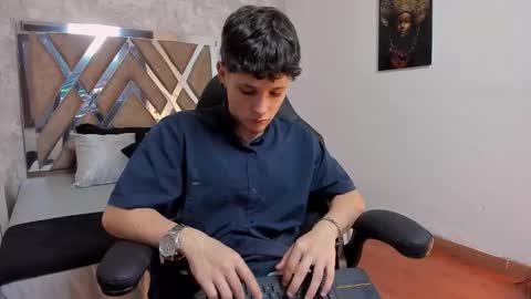 Snapshot of kraven_lust chatting on February 13, 2026, 3:13 am Kraven online show from February 13, 2026, 3:13 am