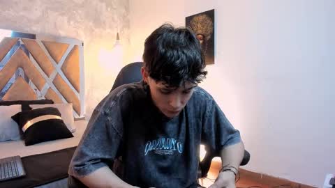 Snapshot of kraven_lust chatting on February 18, 2026, 3:02 am Kraven online show from February 18, 2026, 3:02 am