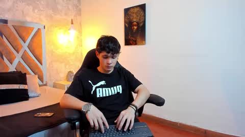 Snapshot of kraven_lust chatting on March 4, 2026, 3:34 am Kraven online show from March 4, 2026, 3:34 am