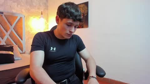 Snapshot of kraven_lust chatting on April 10, 2026, 3:23 am Kraven online show from April 10, 2026, 3:23 am