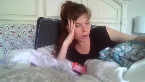 krazyred1027 online show from February 26, 2026, 10:42 pm