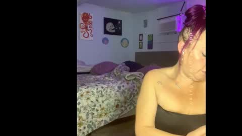 kreamyk420 online show from February 1, 2026, 10:14 am