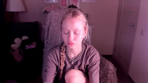 Snapshot of kris_grant chatting on February 10, 2026, 10:41 am kris_grant online show from February 10, 2026, 10:41 am