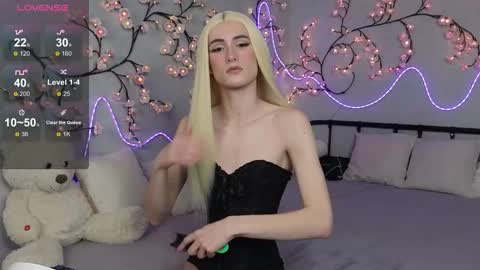 Snapshot of kris_mon chatting on February 20, 2026, 3:23 pm Kris online show from February 20, 2026, 3:23 pm