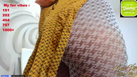 Snapshot of krisi_kiss chatting on January 27, 2025, 4:09 am KrisiFollow me  Thumb UP  online show from January 27, 2025, 4:09 am