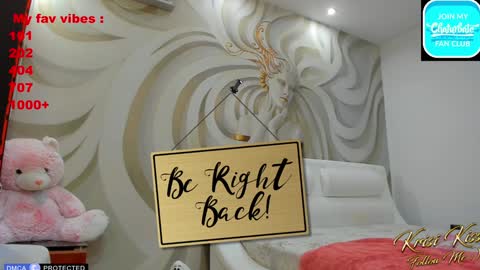 Snapshot of krisi_kiss chatting on January 27, 2025, 7:14 am KrisiFollow me  Thumb UP  online show from January 27, 2025, 7:14 am
